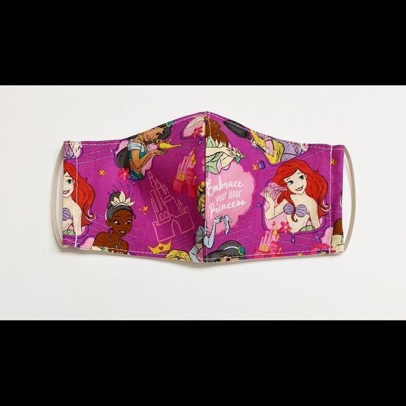 Kids DISNEY CHARACTERS Face Mask w/Filter Pocket - Picture 3 of 15